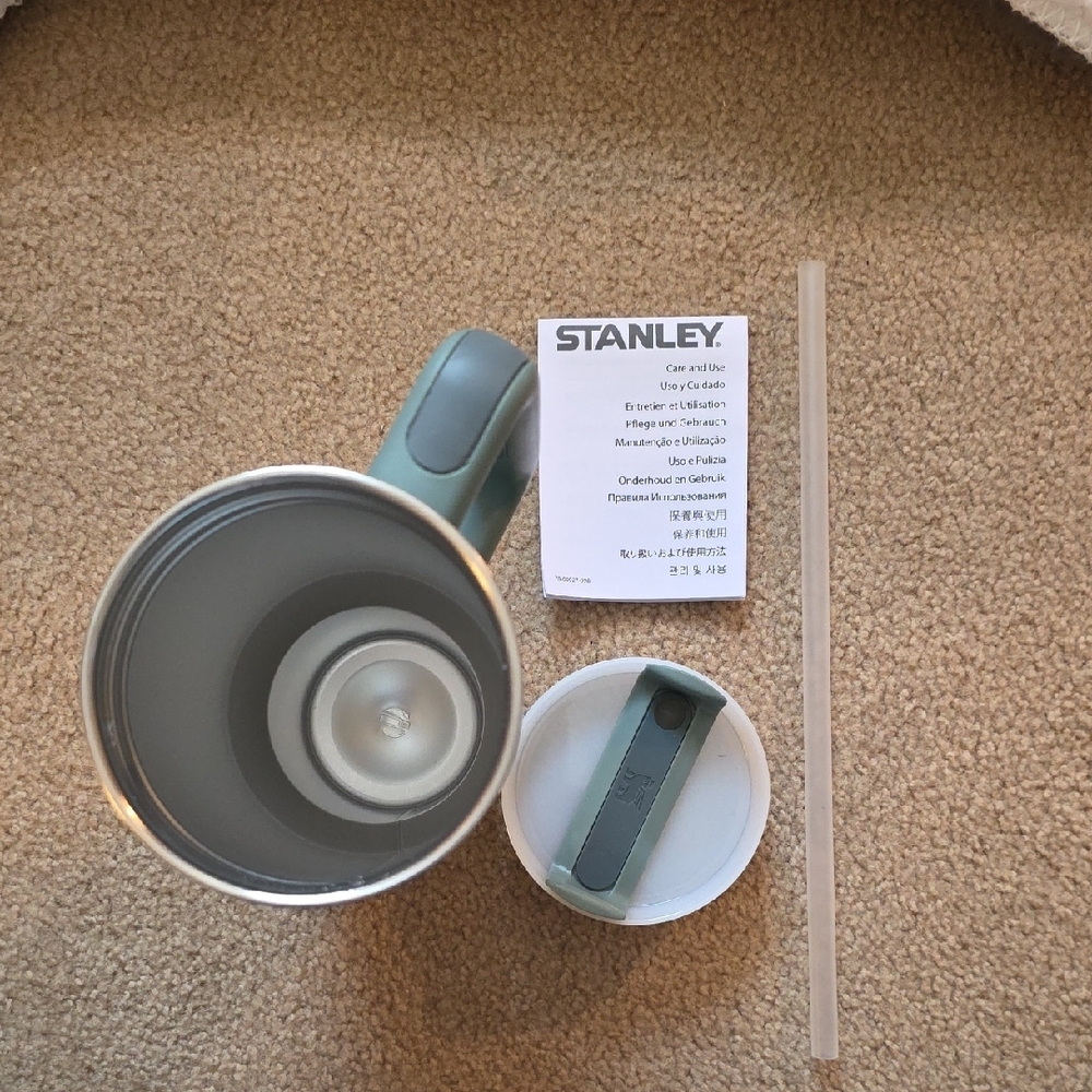 Stanley Sage Green Quencher H2.0 Tumbler 40oz. with Handle and Straw, New In Box - Picture 6 of 11